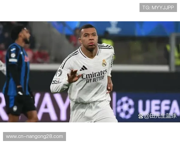 姆巴佩联赛阶段13球领跑射手榜，转会皇马后首战旧主巴黎受瞩目