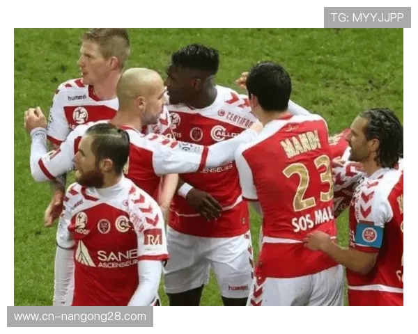 朗斯1-1战平尼斯，争夺欧战席位关键战各取一分