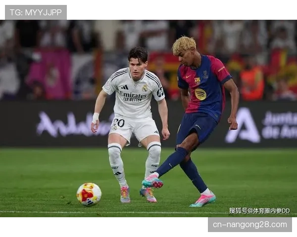 国家德比半场战报：皇马1-1巴萨，贝林厄姆、亚马尔分别破门